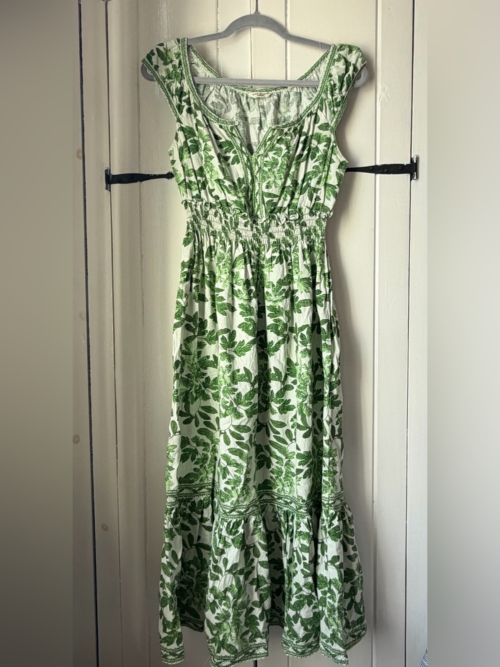 Max Studio White and Green Leaf-Print Maxi Dress